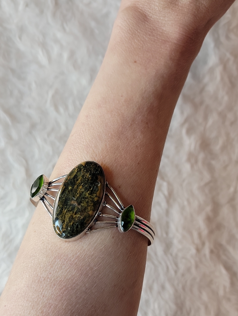Sterling Silver Bumble Bee Jasper And Synthetic Peridot Cuff Bracelet